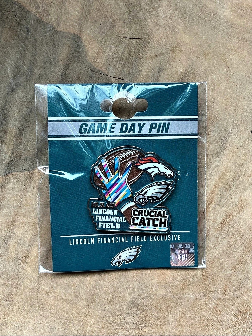 NWT PHILADELPHIA EAGLES 2025 GAME DAY ENAMEL PIN VS DENVER BRONCOS 10/5/25 SGA